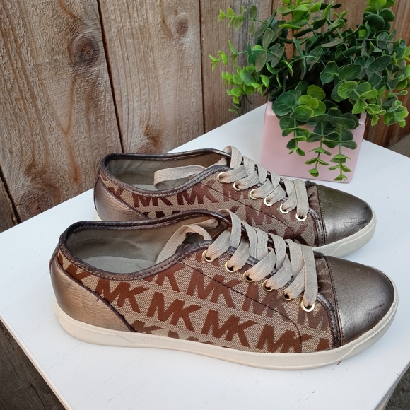 Michael Kors Women's City Sneakers Size 8 - Picture 7 of 8